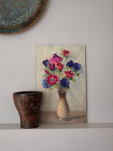Load image into Gallery viewer, Vaso di fiori (anemoni) con vaso tipo west Germany
