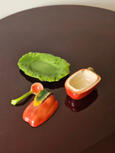 Load image into Gallery viewer, Salsiera in ceramica Peperone
