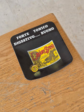 Load image into Gallery viewer, Posacenere o rendi resto Liquore Strega
