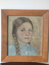Load image into Gallery viewer, Ritratto di ragazzina, anni '40
