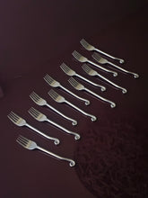 Load image into Gallery viewer, Forchette in acciaio con manico a spirale
