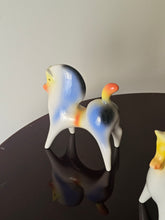 Load image into Gallery viewer, Scultura in ceramica Cavallino Roberto Rigon anni '70
